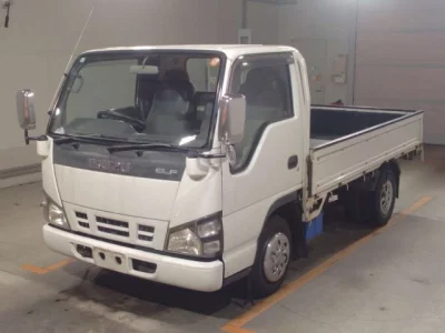 Isuzu ELF  с аукциона в Японии