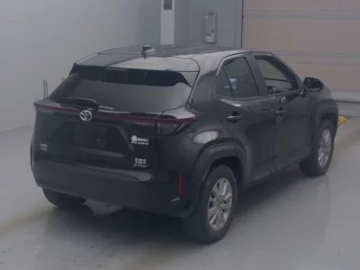Toyota YARIS CROSS  с аукциона в Японии