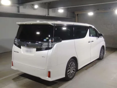 Toyota VELLFIRE  с аукциона в Японии