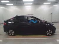 Honda GRACE лот № 30474 оценка 3  с аукциона в Японии 2