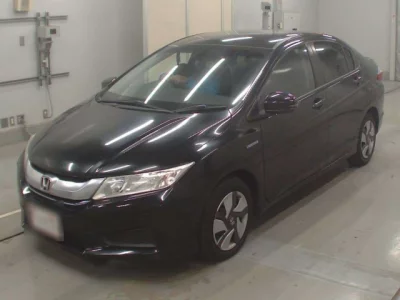 Honda GRACE  с аукциона в Японии