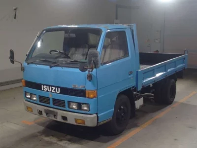 Isuzu ELF  с аукциона в Японии