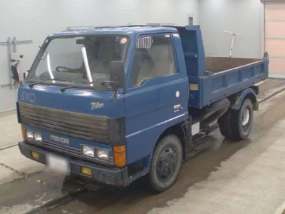 Mazda TITAN  с аукциона в Японии
