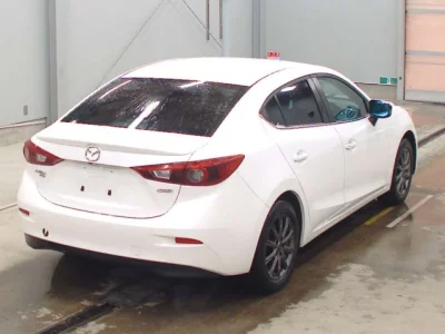 Mazda AXELA  с аукциона в Японии
