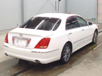 Toyota CROWN лот № 3445 оценка 3.5  с аукциона в Японии 1