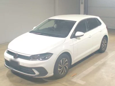 Volkswagen POLO  с аукциона в Японии