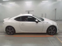 Toyota 86 лот № 30491 оценка 3.5  с аукциона в Японии 2
