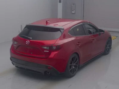 Mazda AXELA  с аукциона в Японии