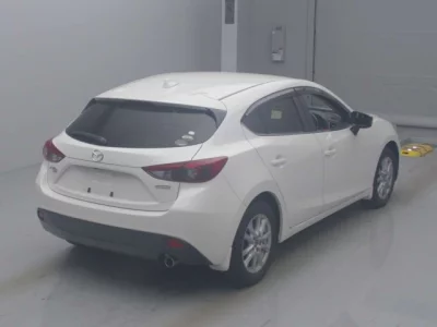 Mazda AXELA  с аукциона в Японии