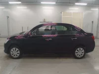 Toyota COROLLA AXIO лот № 30500 оценка 3.5  с аукциона в Японии 3