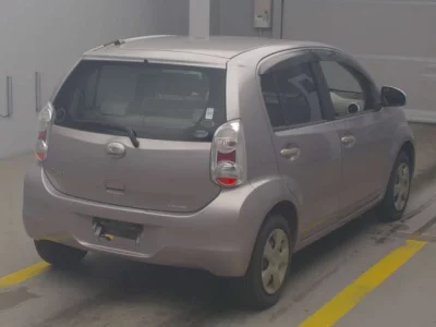 Toyota PASSO  с аукциона в Японии