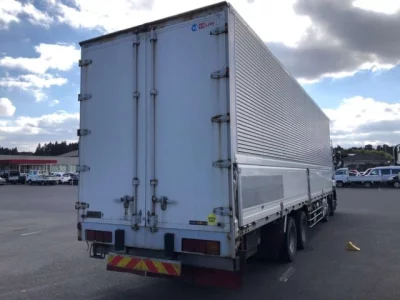 Hino PROFIA  с аукциона в Японии