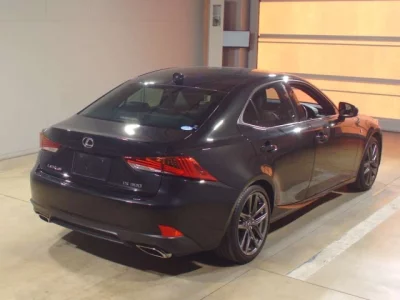 Lexus IS  с аукциона в Японии