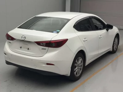 Mazda AXELA  с аукциона в Японии