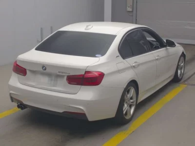 BMW 3-Series  с аукциона в Японии