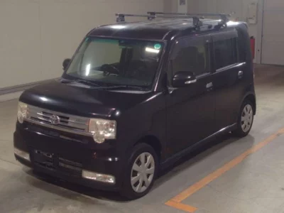 Toyota PIXIS SPACE  с аукциона в Японии
