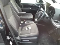 Toyota NOAH лот № 30447 оценка 3.5  с аукциона в Японии 7