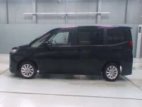 Toyota NOAH лот № 30447 оценка 3.5  с аукциона в Японии 3