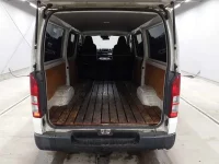 Toyota REGIUS ACE VAN лот № 7010 оценка 3  с аукциона в Японии 10