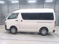 Toyota REGIUS ACE VAN лот № 30461 оценка 3.5  с аукциона в Японии 3