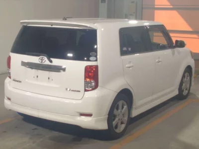 Toyota COROLLA RUMION  с аукциона в Японии