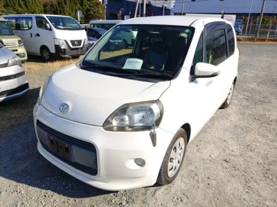 Toyota PORTE  с аукциона в Японии