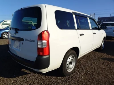 Toyota PROBOX  с аукциона в Японии