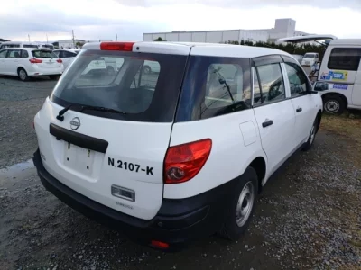 Nissan AD  с аукциона в Японии