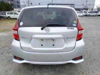 Nissan NOTE лот № 3584 оценка 4  с аукциона в Японии 3