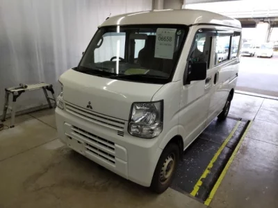 Mitsubishi MINICAB VAN