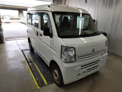 Mitsubishi MINICAB VAN