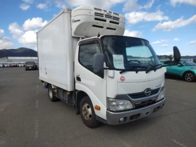 Hino DUTRO  с аукциона в Японии