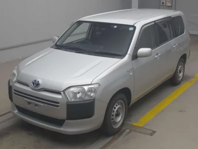 Toyota SUCCEED  с аукциона в Японии
