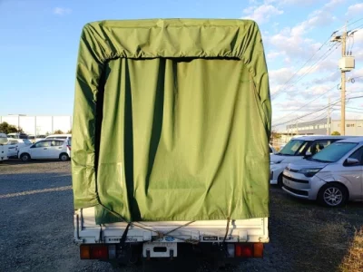 Isuzu ELF  с аукциона в Японии