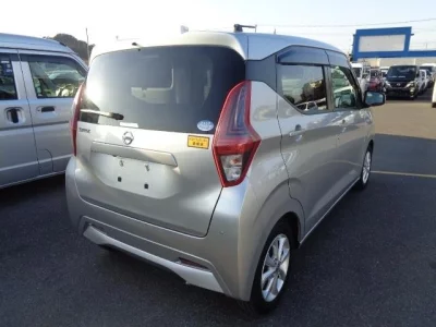 Nissan DAYZ  с аукциона в Японии