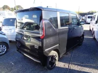 Nissan ROOX лот № 125 оценка 3.5  с аукциона в Японии 1