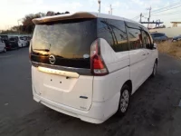 Nissan SERENA лот № 832 оценка R  с аукциона в Японии 1