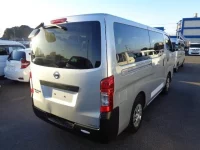 Nissan CARAVAN VAN лот № 5641 оценка 3.5  с аукциона в Японии 1