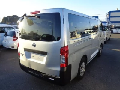 Nissan CARAVAN VAN  с аукциона в Японии