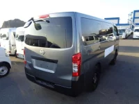 Nissan CARAVAN лот № 5271 оценка R  с аукциона в Японии 1