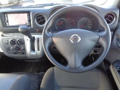 Nissan CARAVAN  с аукциона в Японии