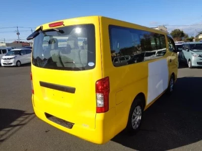 Nissan CARAVAN  с аукциона в Японии