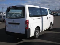 Nissan CARAVAN VAN лот № 3607 оценка 3  с аукциона в Японии 1