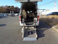 Nissan CARAVAN VAN лот № 851 оценка 3.5  с аукциона в Японии 2