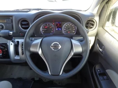 Nissan CARAVAN  с аукциона в Японии