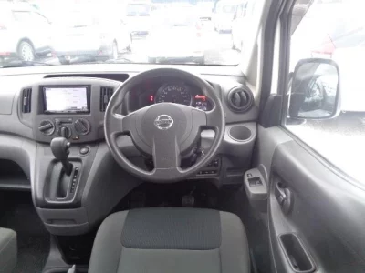 Nissan NV200  с аукциона в Японии