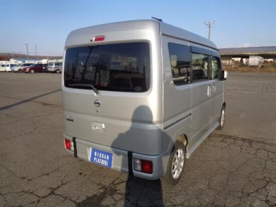 Nissan CLIPPER RIO  с аукциона в Японии