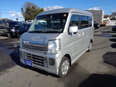 Nissan CLIPPER RIO  с аукциона в Японии