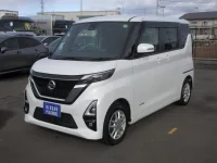Nissan ROOX лот № 3111 оценка 4  с аукциона в Японии 5