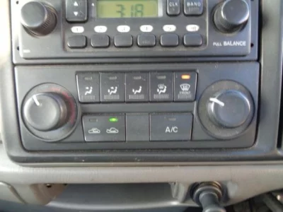 Mazda TITAN  с аукциона в Японии